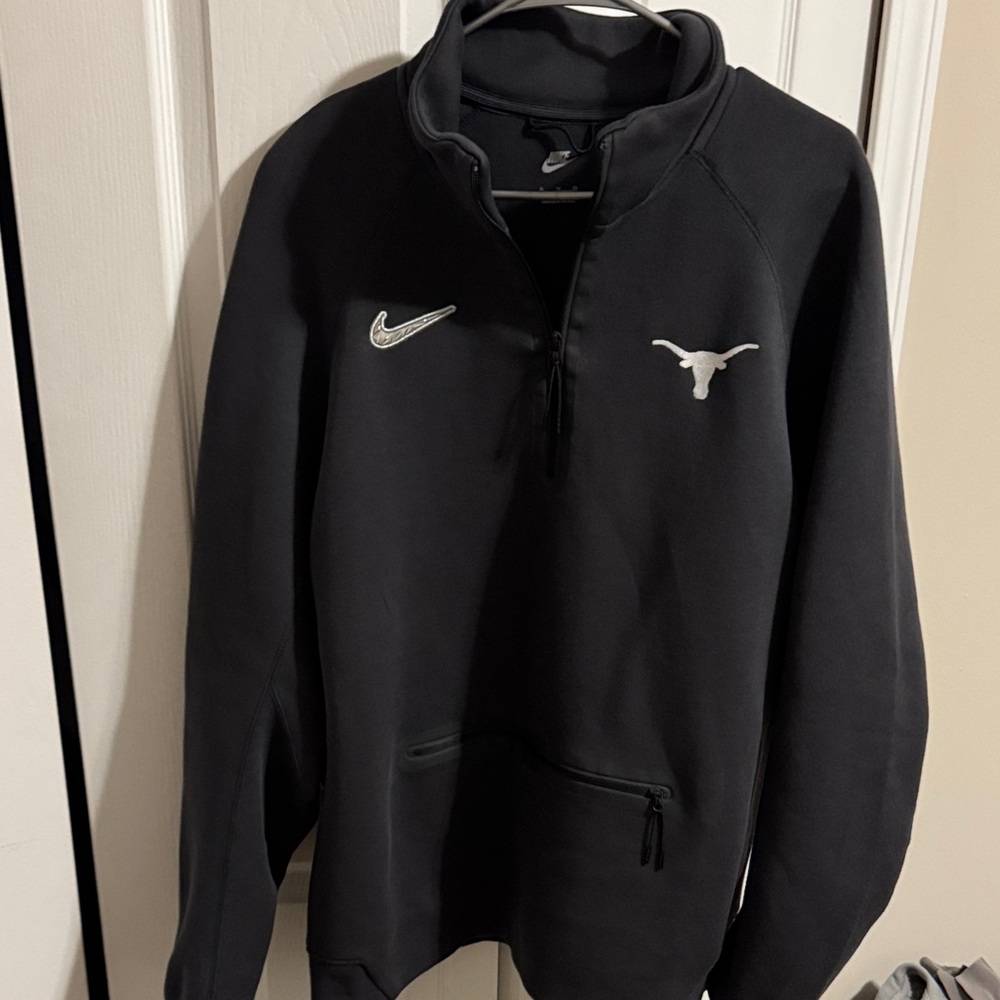 Nike Black Quarter-Zip Pullover Texas Longhorns Xl